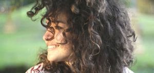知らないと髪の毛がゴワゴワ！留学中に気を付けたいヘアケア