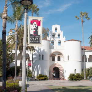 サンディエゴ州立大学 San Diego State University メインキャンパス Main Campus