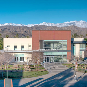 カレッジオブデザート College of the Desert パームデザート校 Palm Dese​rt Campus