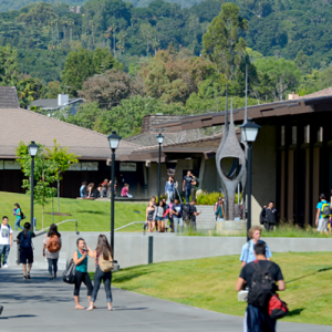 フットヒルデアンザカレッジ Foothill-De Anza Community College District