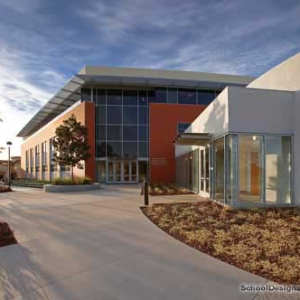 サドルバックカレッジ Saddleback College ミッションビエホ校 Mission Viejo Campus