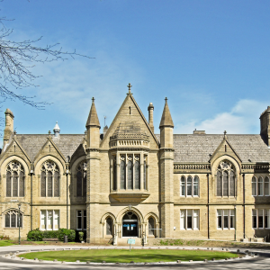 ブラッドフォード大学  University of Bradford