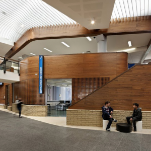ビクトリア大学 Victoria University 附属カレッジ フットスクレイニコルソン校 Victoria University College, Footscray Nicholson Campus